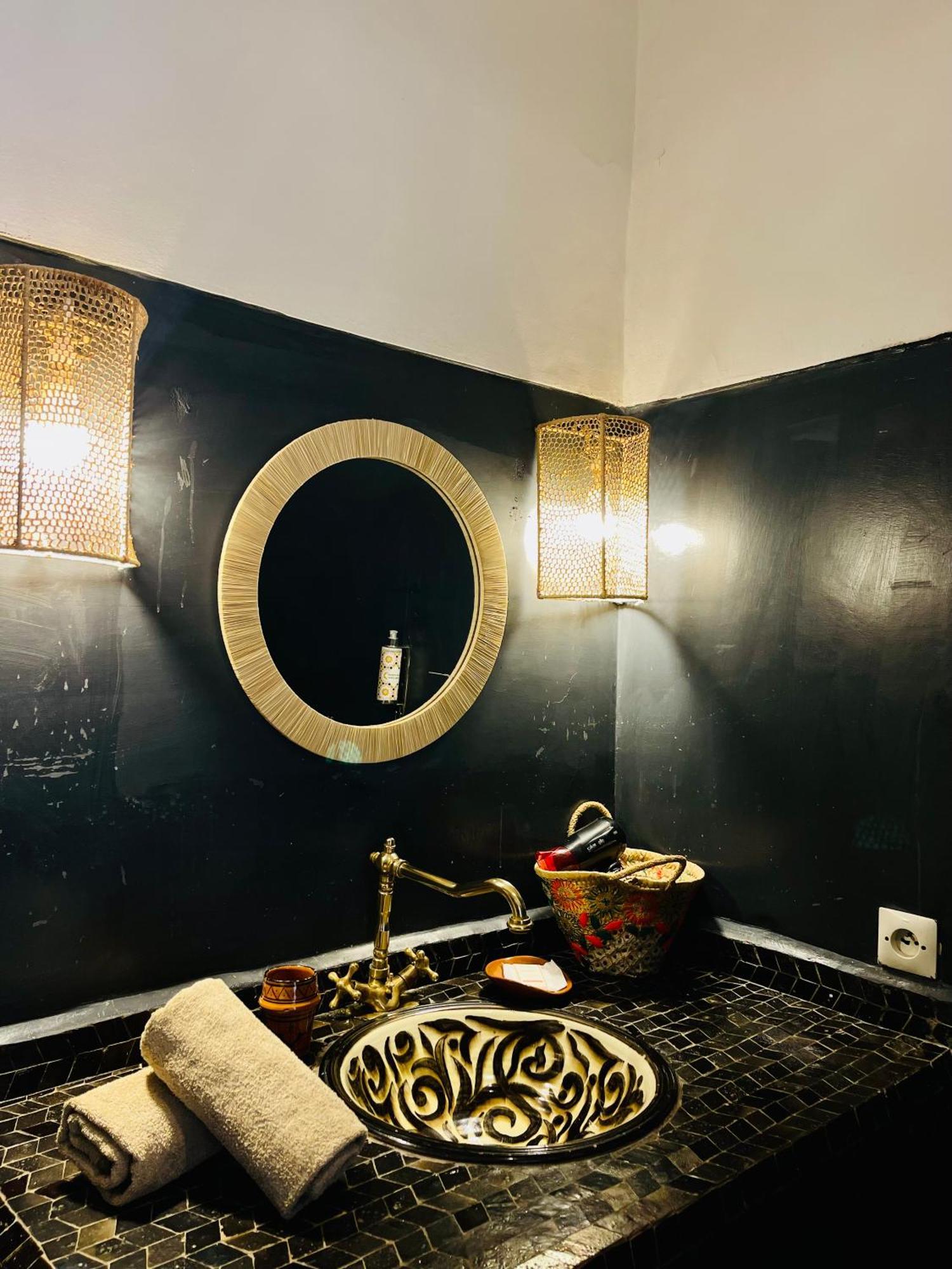 Riad La Porte Rouge By La Siredrah มาร์ราเกช ภายนอก รูปภาพ
